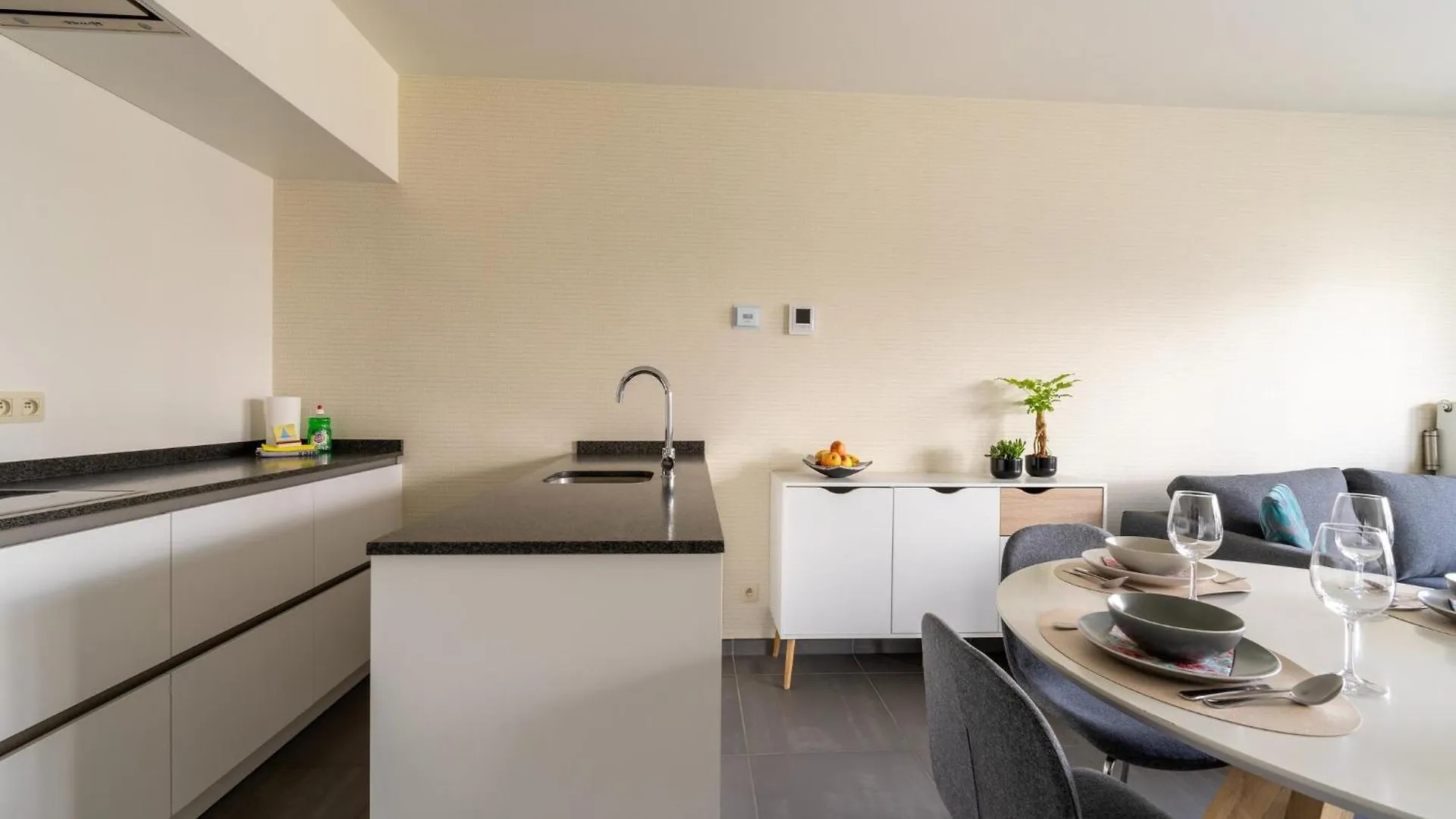 Cozy 2-Room Apartment In The Center Of Ostend, Cleaning Included  Ostend