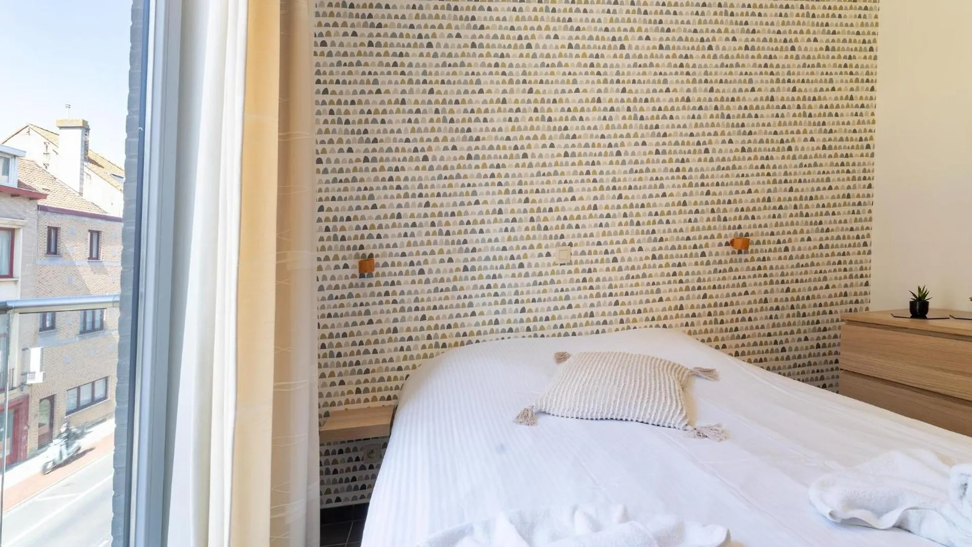 Cozy 2-Room Apartment In The Center Of Ostend, Cleaning Included